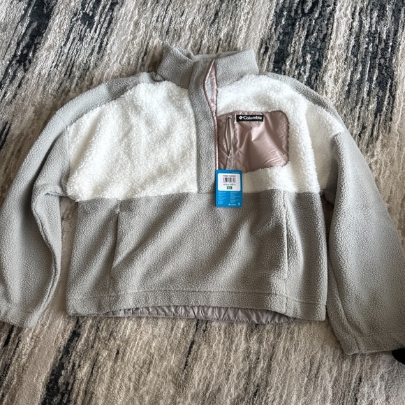 NWT Columbia Ladies' Half Snap Sherpa Fleece Pullover, Grey - Picture 2 of 7